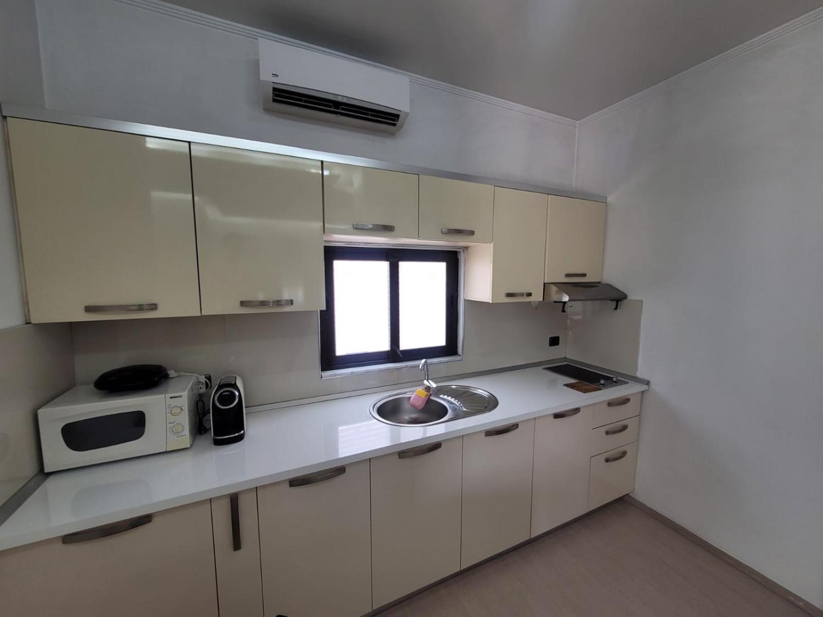 An With Fireplace Apartamento Tirana